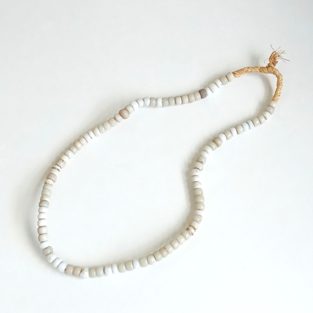 Vintage Unique Bone White Ghana Glass Beaded 13” Necklace